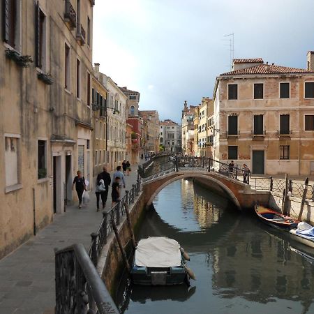 Ca Della Musica Venezia Santa Croce Apartment ภายนอก รูปภาพ